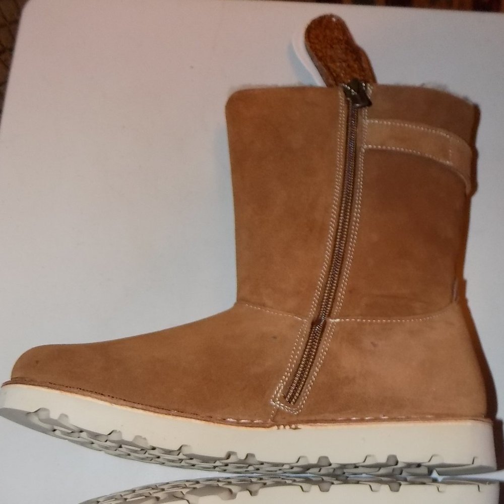 Birkenstock Women's Tan Suede Shearling-Lined Winter Boots - Picture 10 of 16